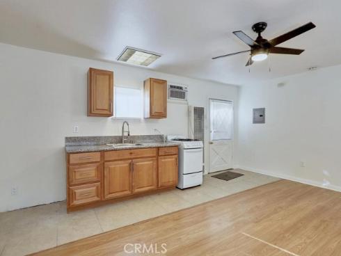 135  El Camino Real  , Tustin, CA