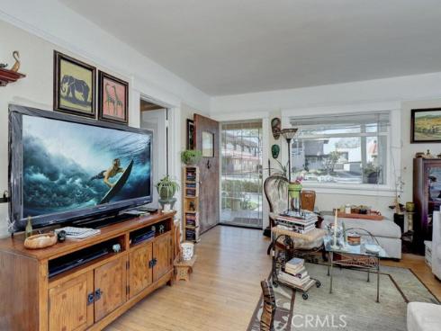 135  El Camino Real  , Tustin, CA