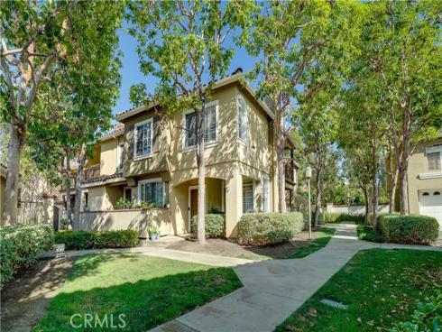 234  Gallery  , Tustin, CA