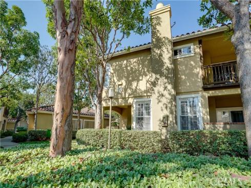 234  Gallery  , Tustin, CA