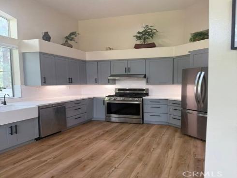 2737  Dietrich  , Tustin, CA