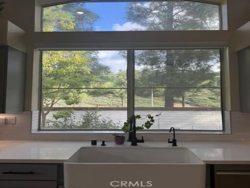 2737  Dietrich  , Tustin, CA