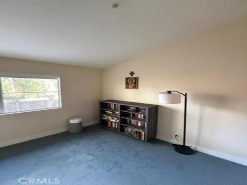 2737  Dietrich  , Tustin, CA