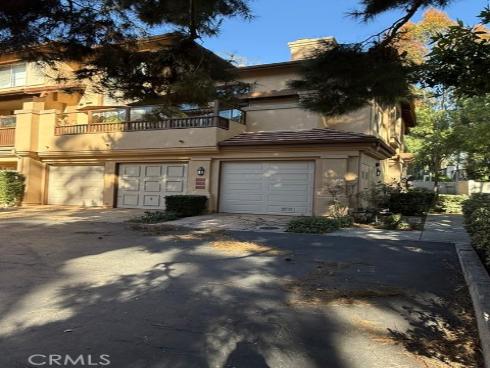 2737  Dietrich  , Tustin, CA