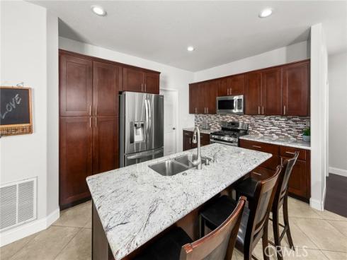 11729  Sleeper  , Tustin, CA