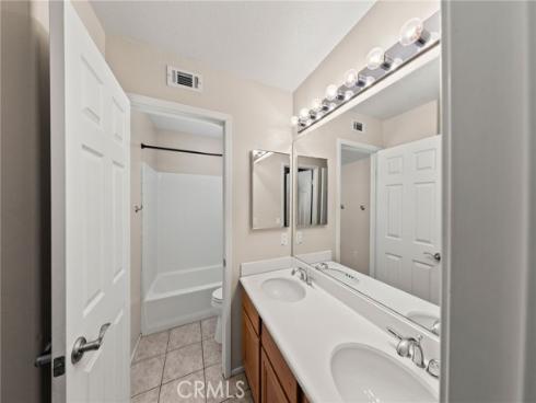 11729  Sleeper  , Tustin, CA