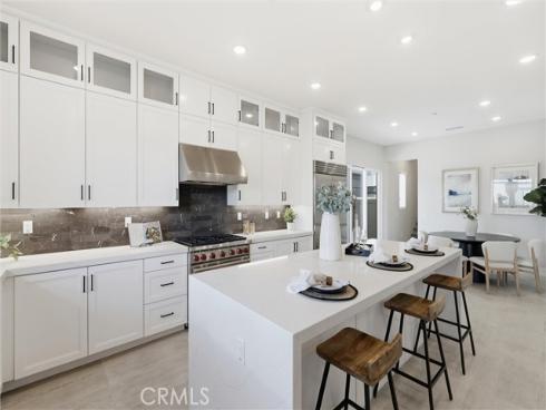 2122  Swaim   Way, Tustin, CA