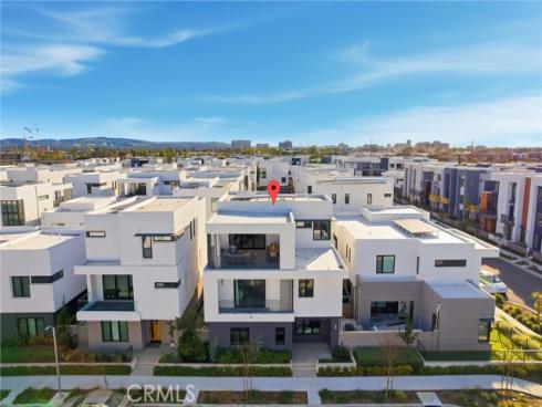 2122  Swaim   Way, Tustin, CA