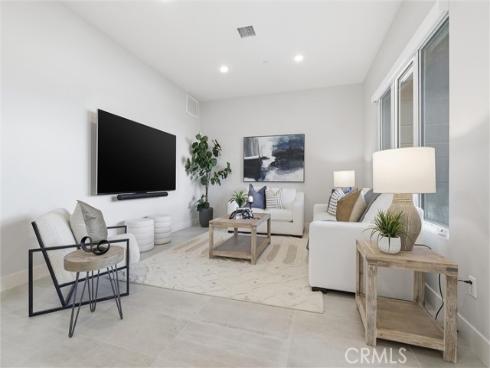 2122  Swaim   Way, Tustin, CA