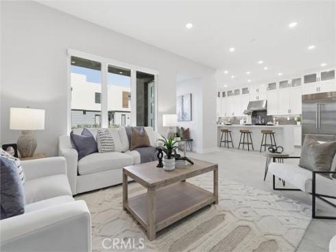 2122  Swaim   Way, Tustin, CA