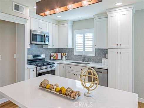 15510  Williams  F , Tustin, CA