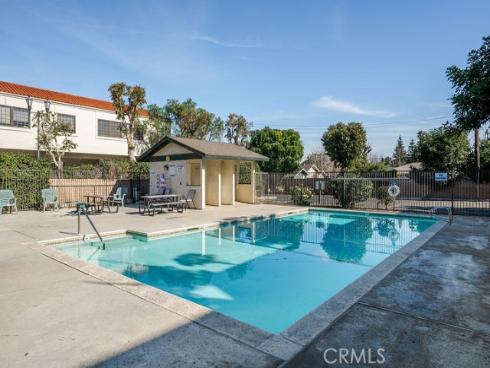 426 W 1st  , Tustin, CA