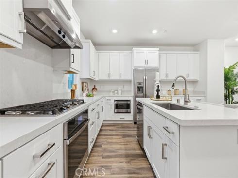 167  Waypoint  , Tustin, CA