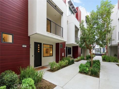 167  Waypoint  , Tustin, CA
