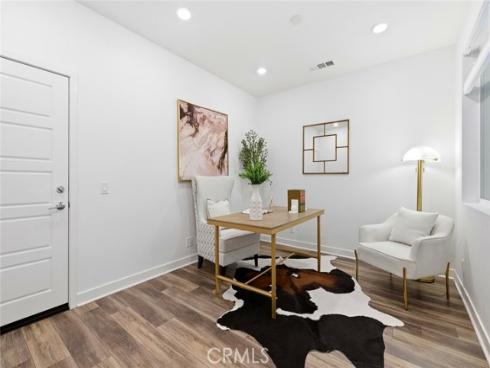 167  Waypoint  , Tustin, CA