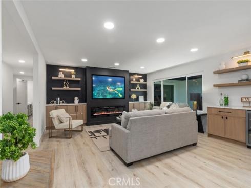 13762  Palace   Way, Tustin, CA