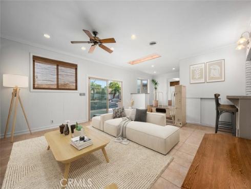 14132  Carfax  , Tustin, CA