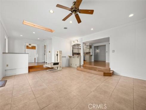 14132  Carfax  , Tustin, CA