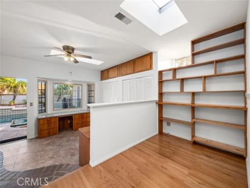 14132  Carfax  , Tustin, CA