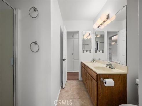 14132  Carfax  , Tustin, CA