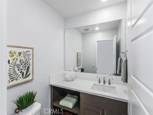 430  Transport  , Tustin, CA