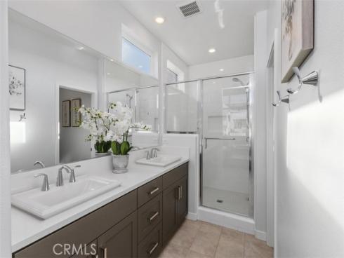 430  Transport  , Tustin, CA