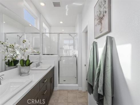 430  Transport  , Tustin, CA