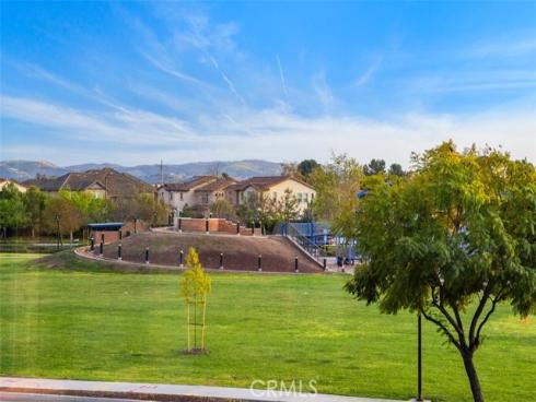 430  Transport  , Tustin, CA