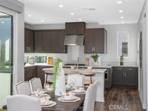 430  Transport  , Tustin, CA