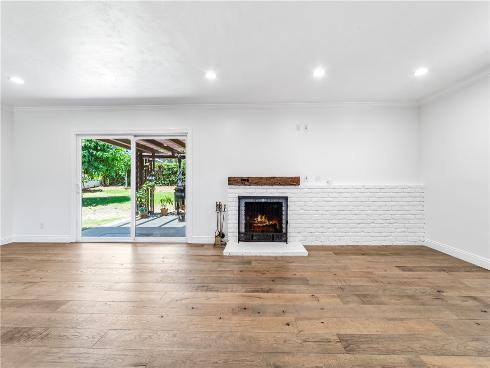 1281  La Colina   Drive, Tustin, CA