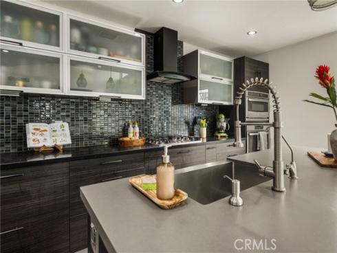 14682  Holt  , Tustin, CA