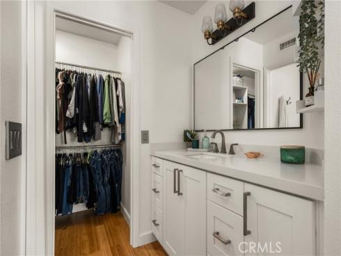 14682  Holt  , Tustin, CA