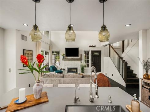 14682  Holt  , Tustin, CA