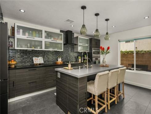 14682  Holt  , Tustin, CA