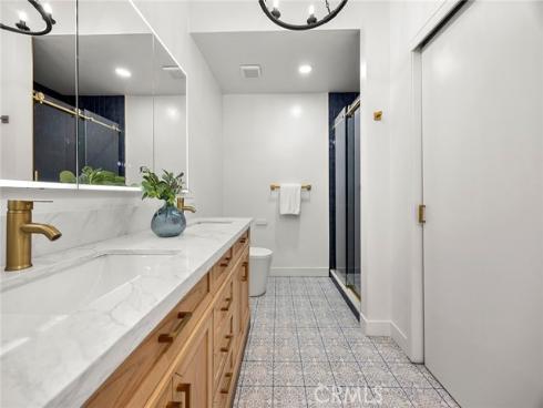 1782  Green Meadow  , Tustin, CA