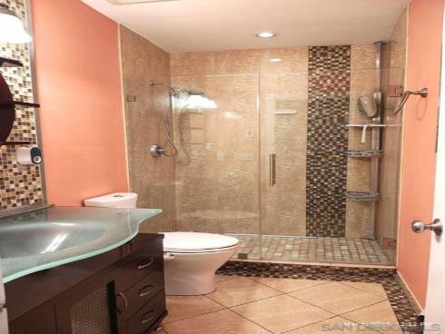 14491  Pinewood Rd  , Tustin, CA