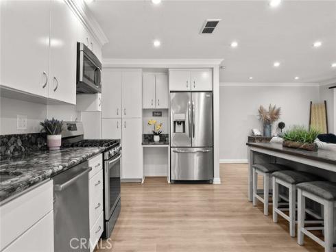 1271  Garland  , Tustin, CA