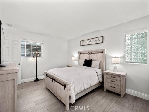 1271  Garland  , Tustin, CA