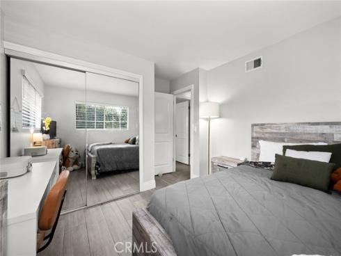 1271  Garland  , Tustin, CA