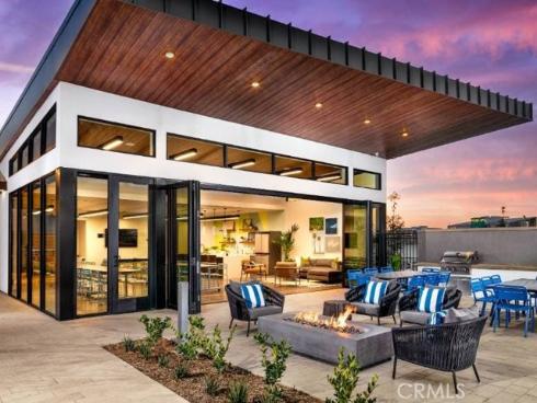 16175  Dawn  207  Way, Tustin, CA