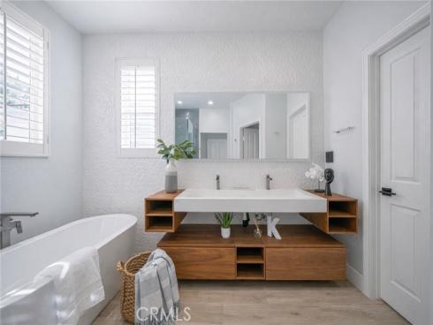 328  Flyers   Lane, Tustin, CA