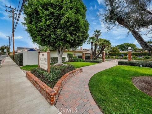 13902  Yorba  14C , Tustin, CA
