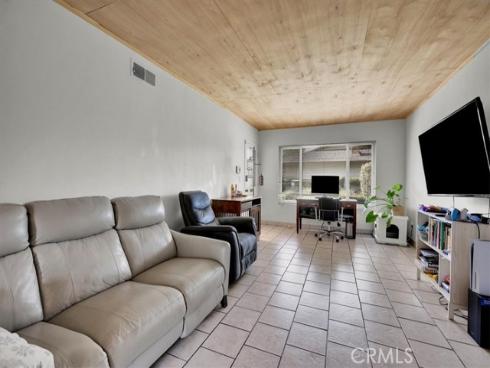 13902  Yorba  14C , Tustin, CA