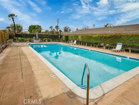 13902  Yorba  14C , Tustin, CA