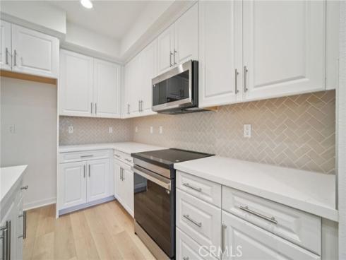 154  Balsawood  , Tustin, CA