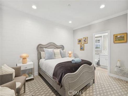 10885  Silverado  , Tustin, CA