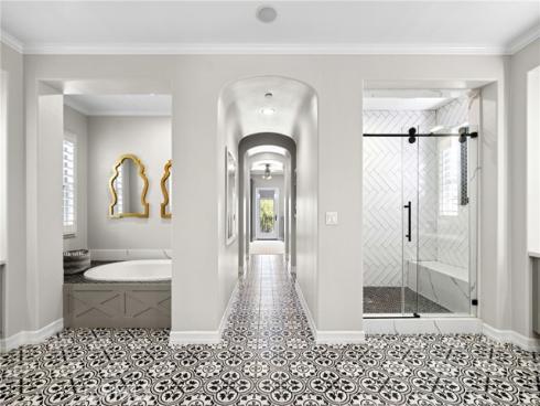 10885  Silverado  , Tustin, CA