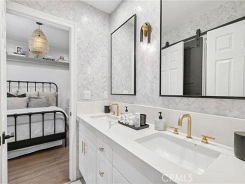 10885  Silverado  , Tustin, CA