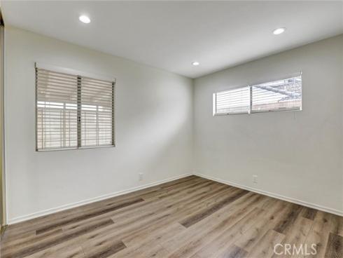 1652  Lance  , Tustin, CA