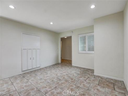 1652  Lance  , Tustin, CA